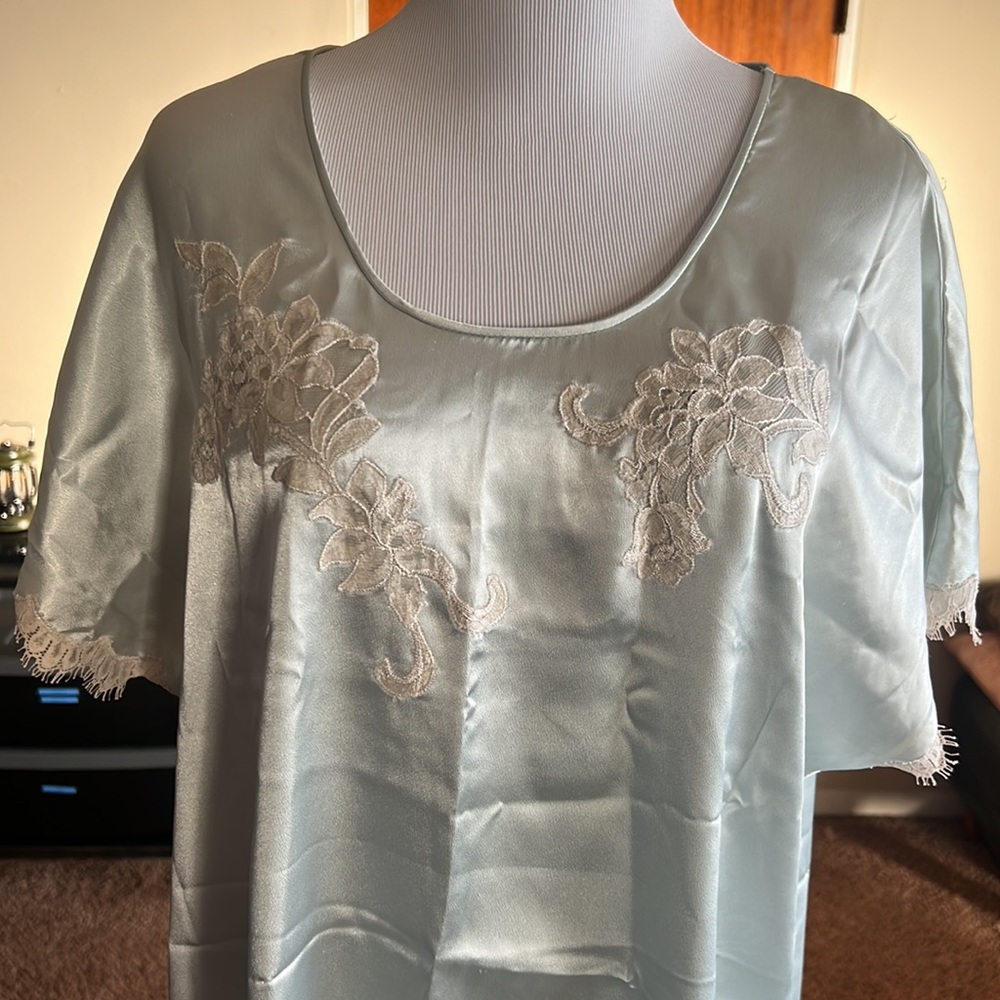 GUC Vintage Natori Nightgown Chemise Large